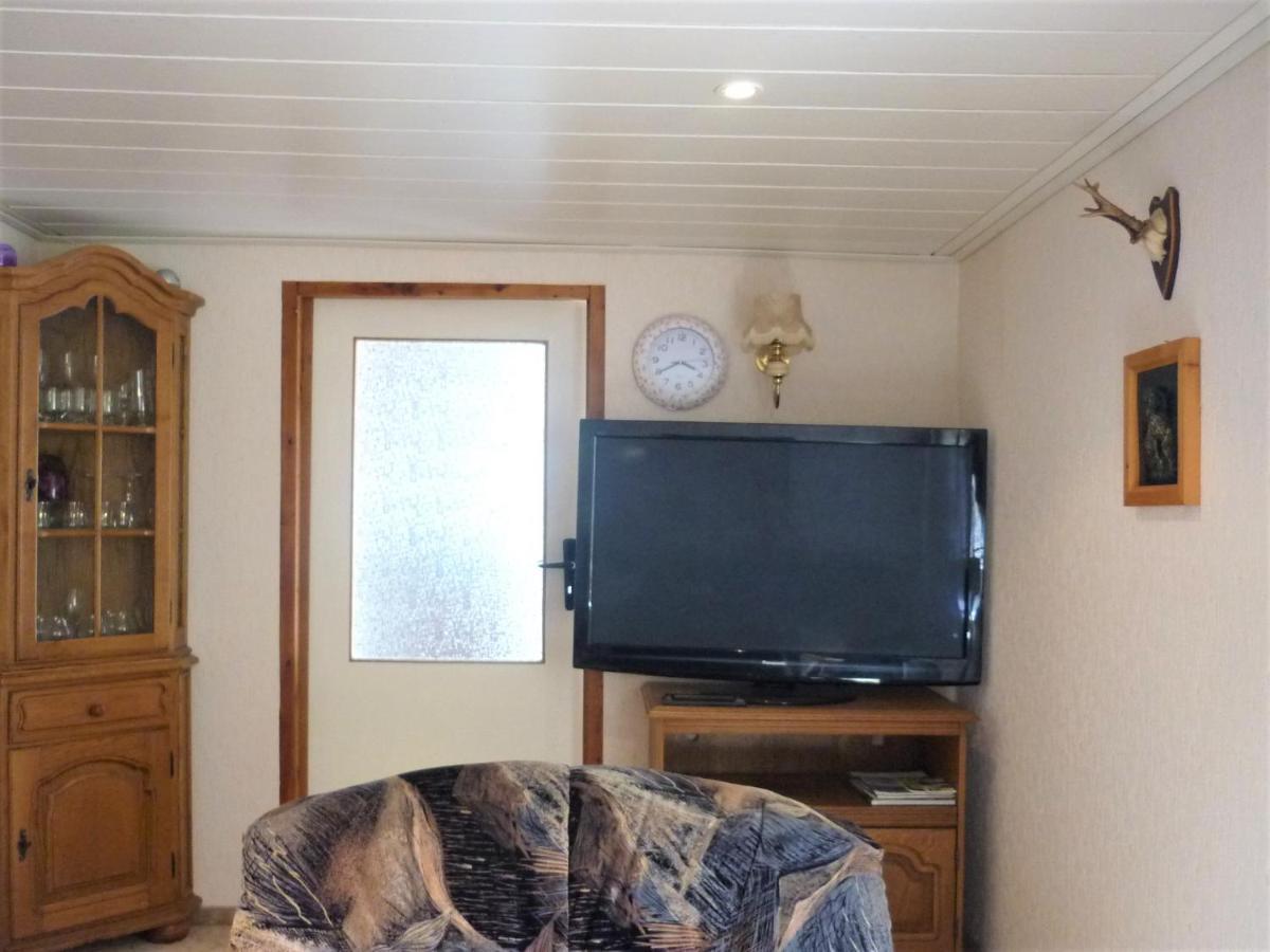 Ferienhaus Weingart Finsterbergen Екстер'єр фото